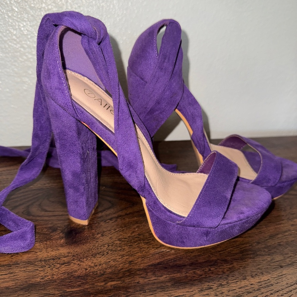 Women's Purple Suede Heels